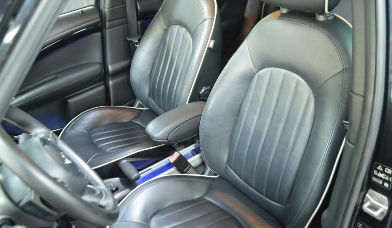 
								Mini Countryman Cooper S full									