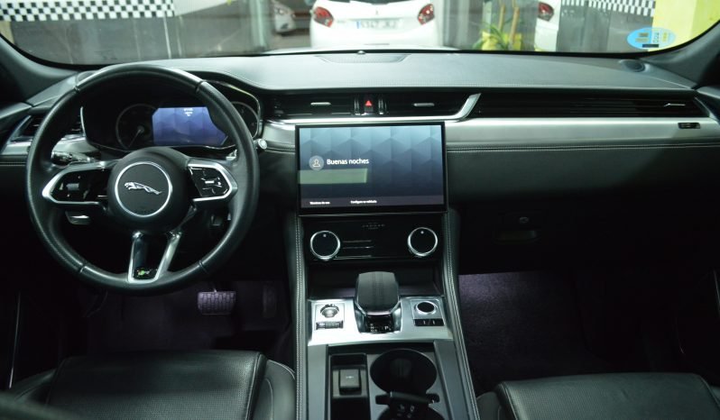 
								Jaguar F-PACE 2.0D I4 MHEV full									