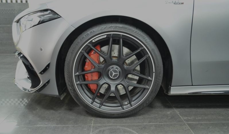 
								Mercedes-Benz A 45 S AMG 4MATIC 421 CV full									