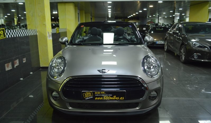 
								Mini Cooper D Cabrio full									