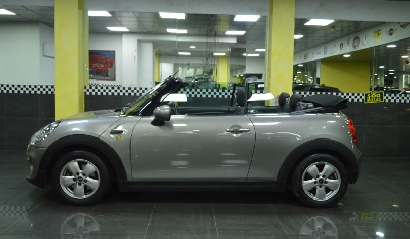 
								Mini Cooper D Cabrio full									