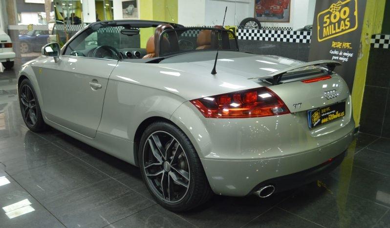 
								Audi TT 3.2 TFSI V6 Cabrio full									