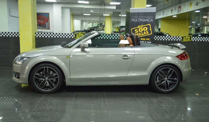 
								Audi TT 3.2 TFSI V6 Cabrio full									