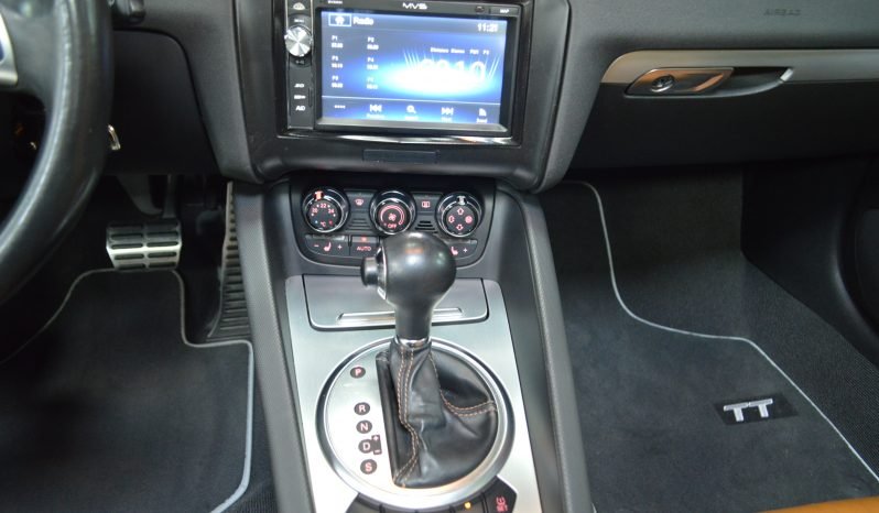 
								Audi TT 3.2 TFSI V6 Cabrio full									