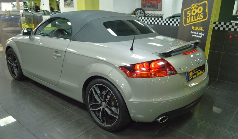 
								Audi TT 3.2 TFSI V6 Cabrio full									