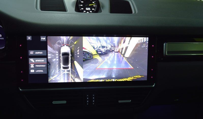 
								Porsche Cayenne Coupé E-Hybrid full									