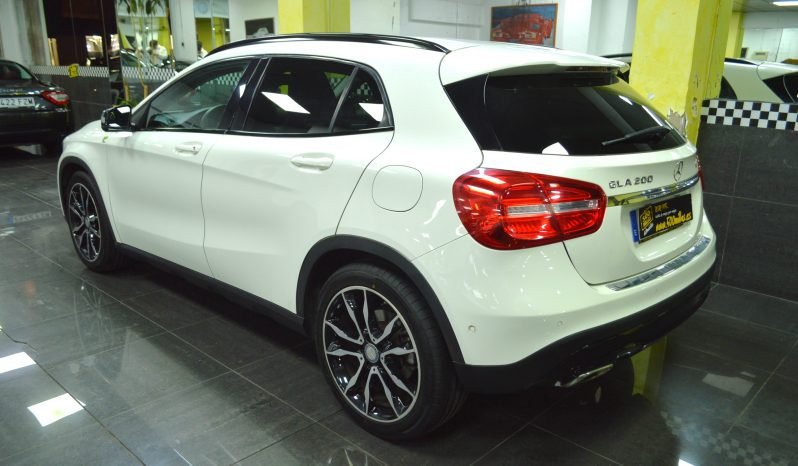 
								Mercedes-Benz GLA 200 CDI Urban full									