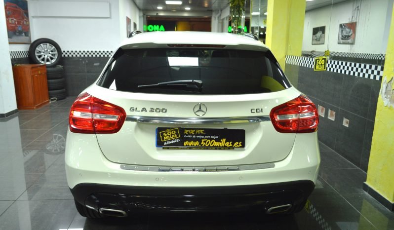 
								Mercedes-Benz GLA 200 CDI Urban full									