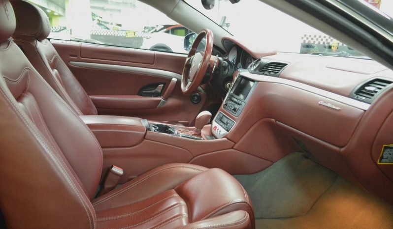 
								Maserati GranTurismo 4.2 V8 405 CV full									
