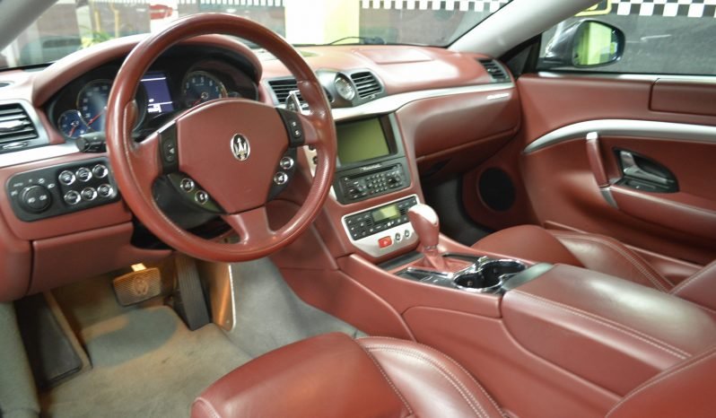 
								Maserati GranTurismo 4.2 V8 405 CV full									